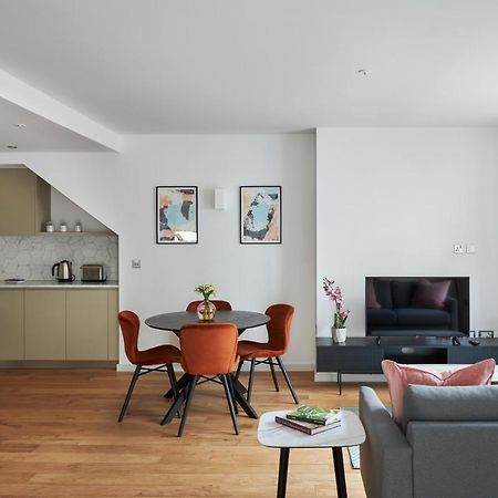 Hammersmith Mews By Viridian Apartments ロンドン エクステリア 写真